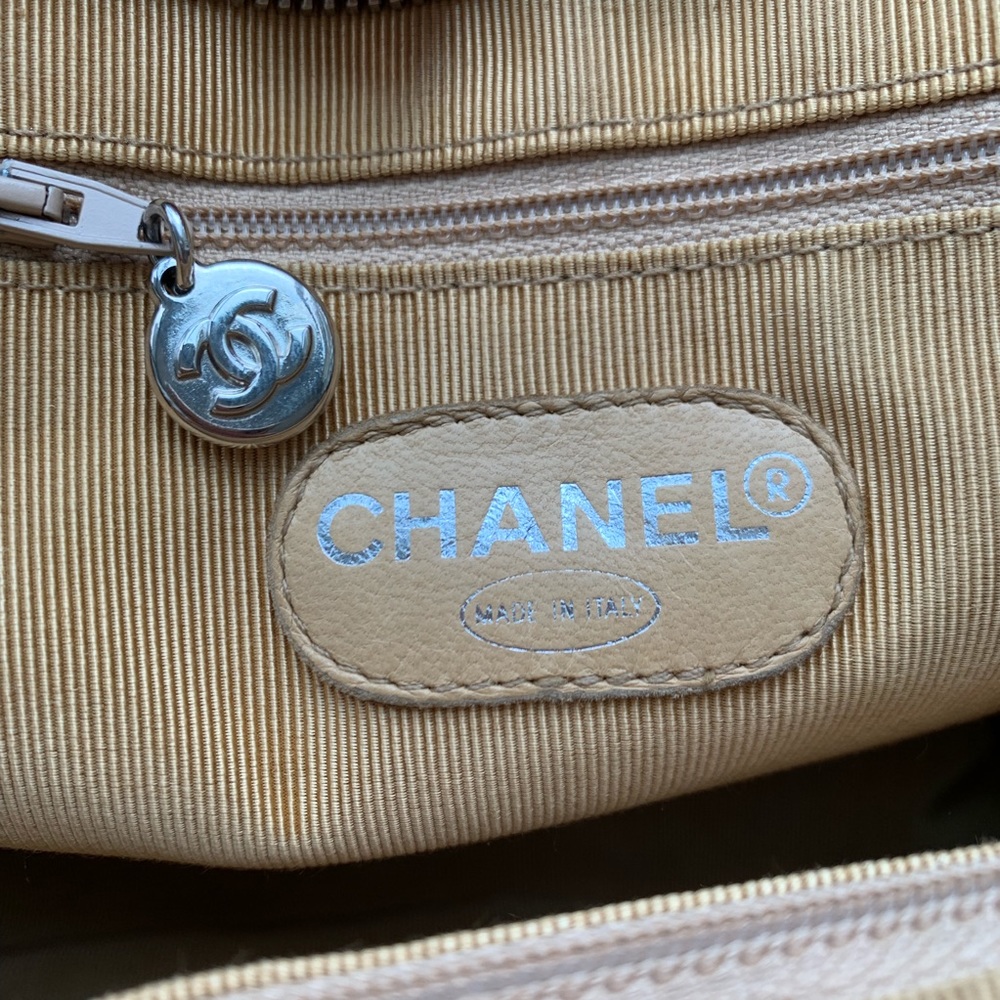 EXTRA PICTURES of Sand Suede Chanel bag - Picture 4 of 5